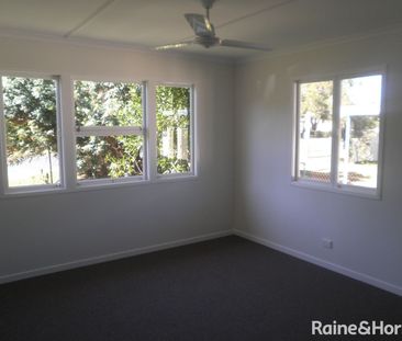 3 Bed Family Home with Yard in Quiet Location - Photo 2