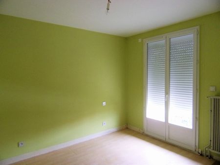 Location Maison 4 pièces 91m² MOISSAC 82200 - Photo 2