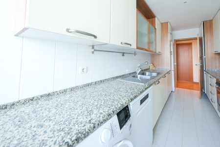 APARTAMENTO T4 VISTA RIO NO PARQUE DAS NAÇÕES - Photo 4