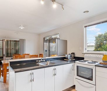 43 Burbank Avenue, Manurewa, Auckland - Photo 2