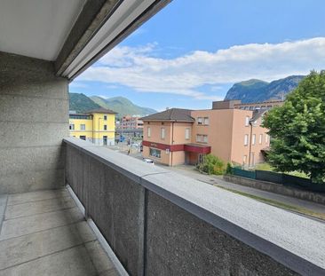 2.5 locali in zona strategica - Foto 4