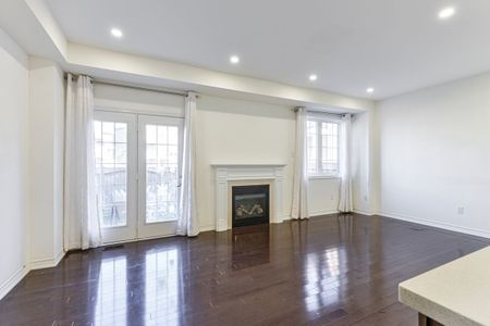 For Lease - 118 Livante Court, Markham, Ontario - Photo 5