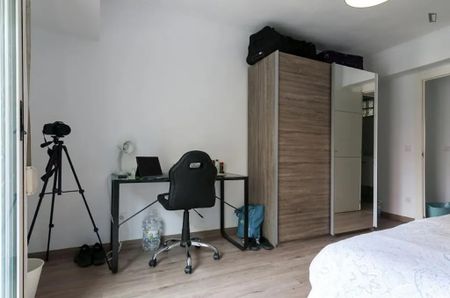 Carrer de la Reina, Valencia, Valencian Community 46011 - Photo 5