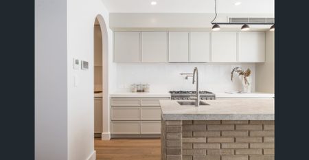 Brand New Architecturally Designed, Heated Pool and Double Parking - Photo 4