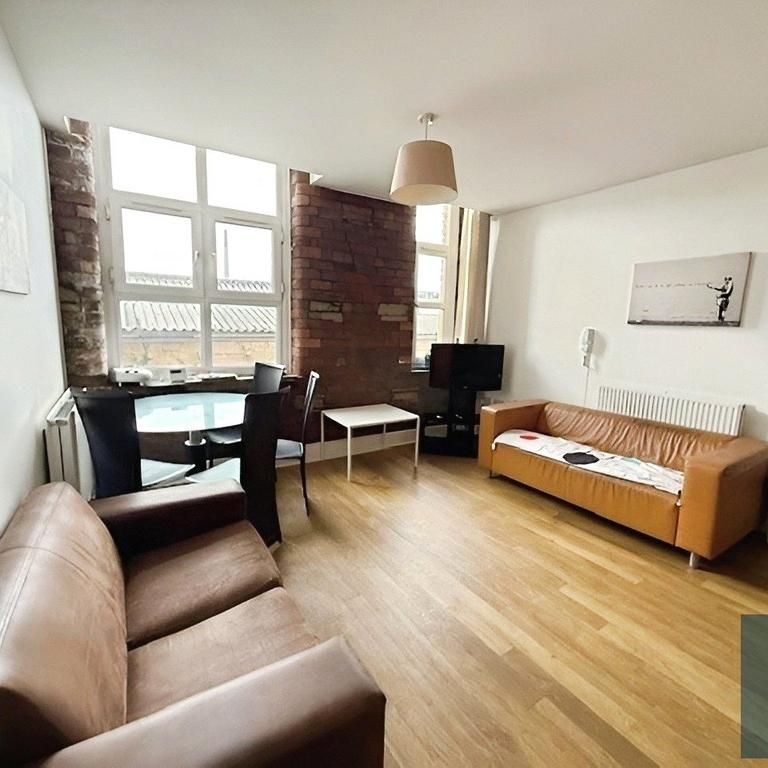 1 bedroom in a house share to rent - Photo 1