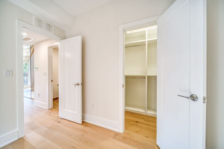 For Lease - 72 Jones Avenue Unit# Unit R, Toronto, Ontario - Photo 4