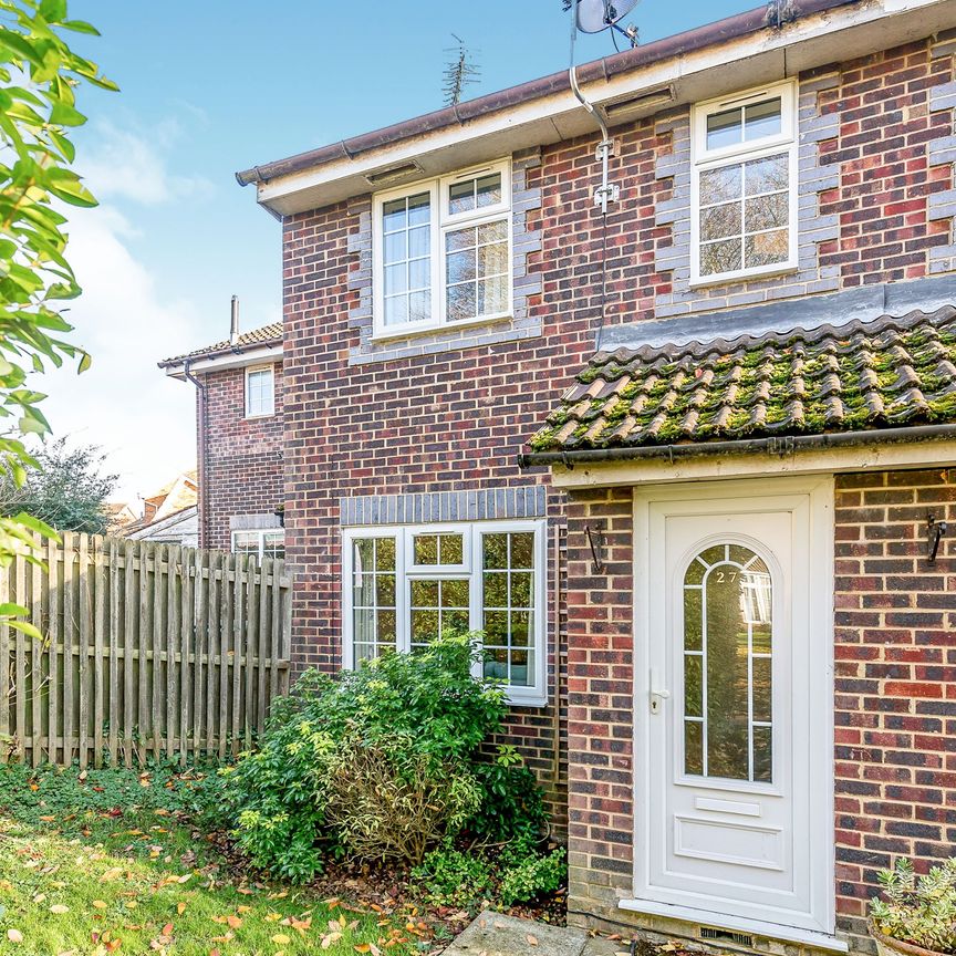 2 bedroom house to rent Akister Close, Buckingham, MK18 - Photo 1