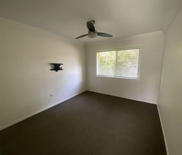 Fully Renovated Unit in Prime Location – Affordable & Convenient Li... - Photo 1