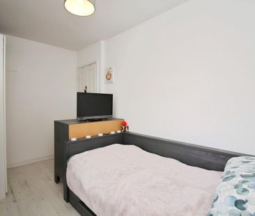 2 bedroom semi-detached house to rent - Photo 5