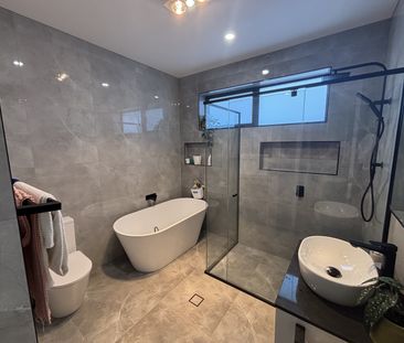 50 Bartel Bvd, Victor Harbor SA 5211 - House For Rent | Domain - Photo 6