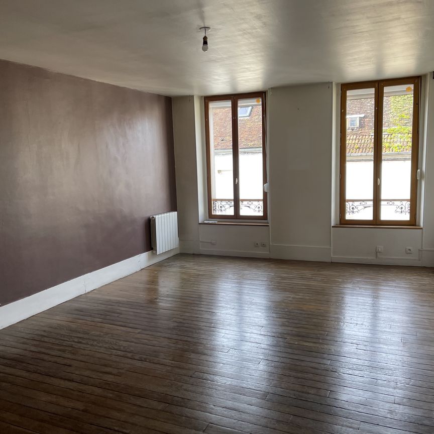 Location Appartement 2 pièces 55m² LA FERTE GAUCHER 77320 - Photo 1