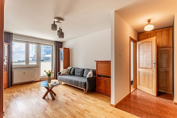 Mieszkanie z widokiem w sercu Woli 56 m² - Фото 1