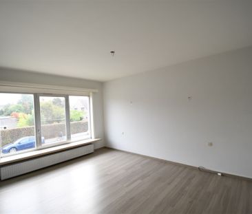Ruim appartement met twee slaapkamers in Sint-Niklaas - Photo 4