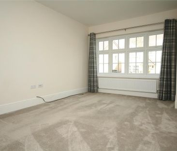 4 bedroom detached house to rent - Photo 4