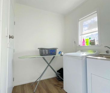 Two Bedrooms plus study in a Prime Location - Photo 3