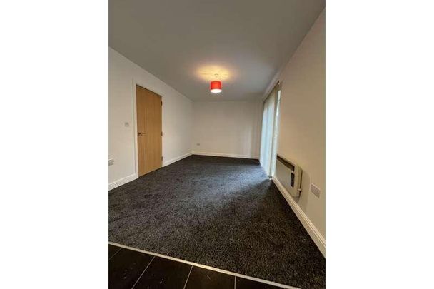 Broadwell Road, Oldbury, West Midlands, B69 - Photo 1