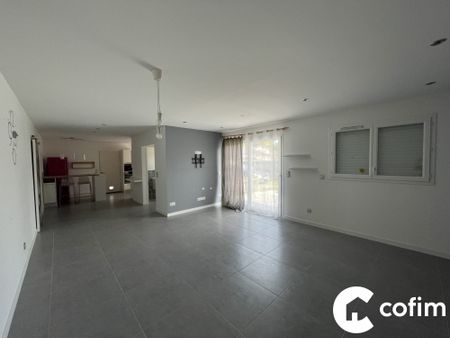 Maison récente 3 chambres 110 m2 avec garage et jardin à Mourenx - Photo 2