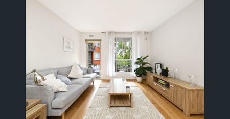 "CHARMING and SUNNY!' - Photo 2