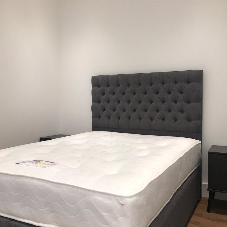 West Gate, Ealing, W5 - Photo 1