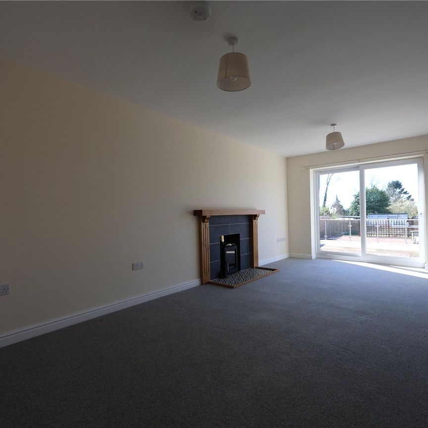 Woodleigh Road, Ledbury, Herefordshire, HR8 2BL - Photo 1