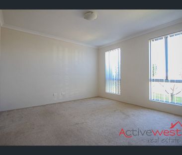 Family Home in Sunset Beach - Photo 5