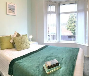 1 bedroom in a house share to rent - Photo 2