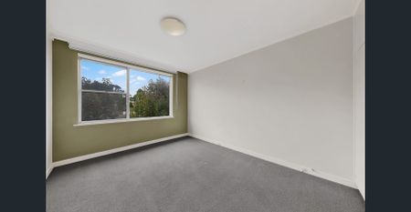 Close to all that Elwood has to offer - Photo 4