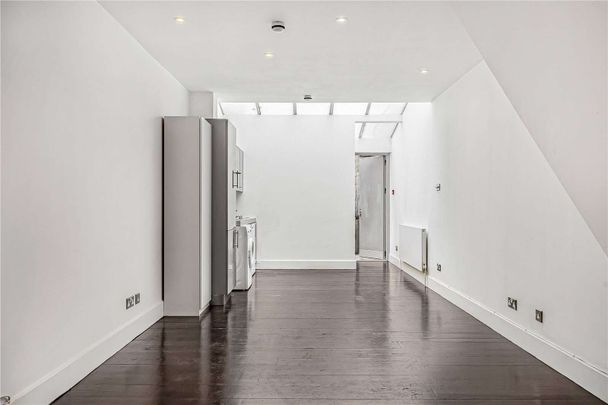 Sidney Grove, London, EC1V 7LP - Photo 1
