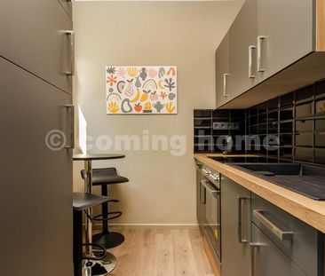 Urban Single Living - Photo 3