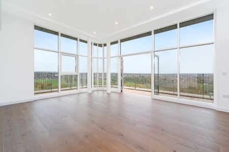 Astell Road Kidbrooke SE3 - Photo 2