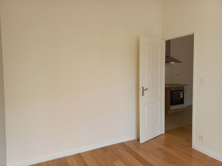 Location Appartement 2 pièces 32m² VICHY 03200 - Photo 3