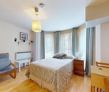 Studio to rent - Photo 4