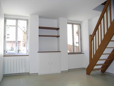 Location Appartement 2 pièces 31m² - Photo 3