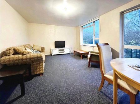 5 bedroom flat to rent - Photo 2