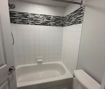 330 Mcleod St, Ottawa, ON K2P 2C5, Canada - Photo 4