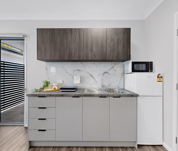 Fresh & Designed for Comfort - Contemporary Living in Zillmere - Photo 4