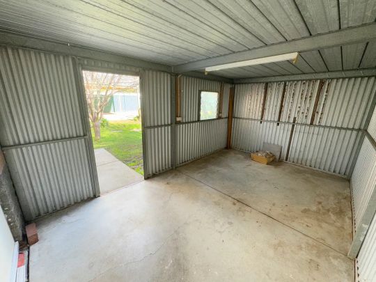 “Stunning Low-Maintenance Living in the Heart of Felixstow” - Photo 1