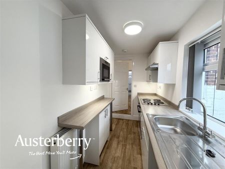 2 bedroom terraced house to rent - Photo 5