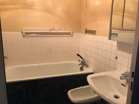 Location Appartement 3 pièces 62m² IVRY SUR SEINE 94200 - Photo 5