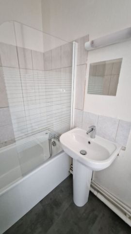 Location Appartement 1 pièce 25m² MAROMME 76150 - Photo 5