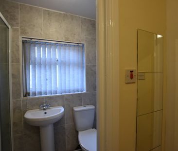 1 bed Apartment in 35 - 37 Wilson Patten Street , Warrington, WA1 1PG - Photo 6