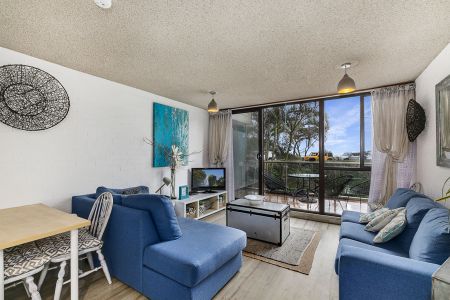 Furnished Apartment with Ocean Views - Photo 2