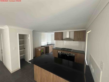 17 Harefield Road - Photo 3