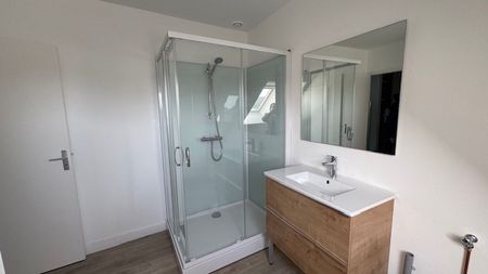 Location Maison 5 pièces 106m² PITHIVIERS 45300 - Photo 5