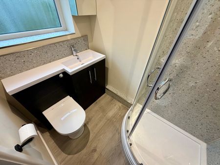 NEW STREET - Photo 3