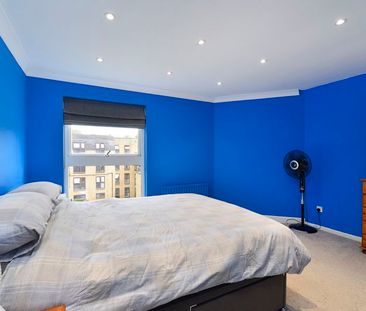 Charterhouse Road, Godalming - 3 bedrooms Property for lettings - S... - Photo 5