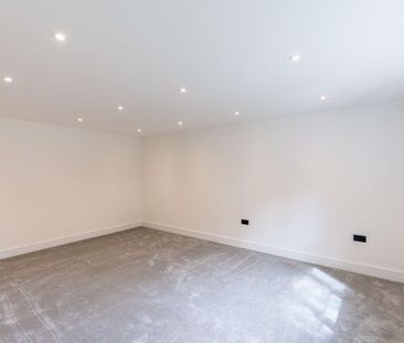 5 bedroom detached house to rent - Photo 5