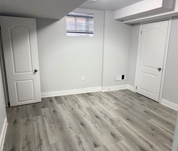 For Lease - 16 Elsinore Street, Brampton, Ontario - Photo 6