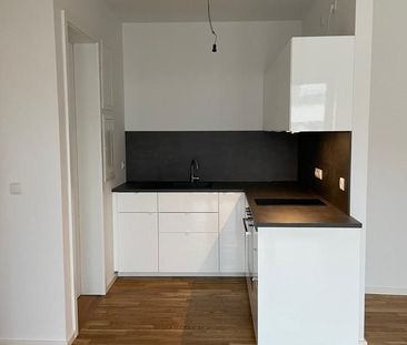 Moderne 1,5-Zimmer-Wohnung mit Balkon & Aufzug in Berlin-Treptow - Photo 5