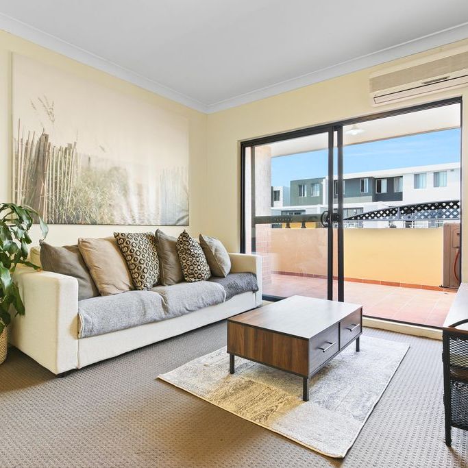 Centrally Situated, Private and Secure Penthouse — Three Bedroom, Two Bathroom Oasis in a Superb Location - Photo 1